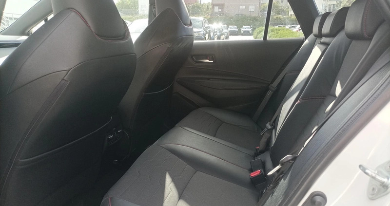 Toyota Corolla cena 95900 przebieg: 115956, rok produkcji 2019 z Miasteczko Śląskie małe 211